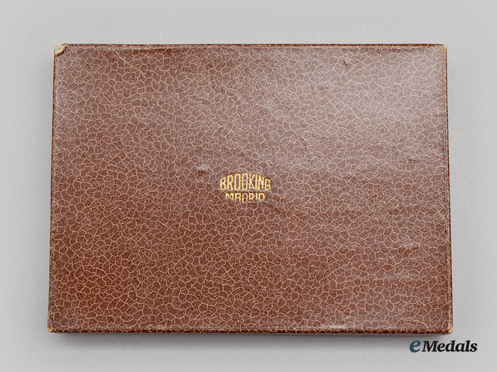 spain._a_spanish_civil_war_officer’s_medal_bar_with_german_eagle_order_l22_mnc5596_923