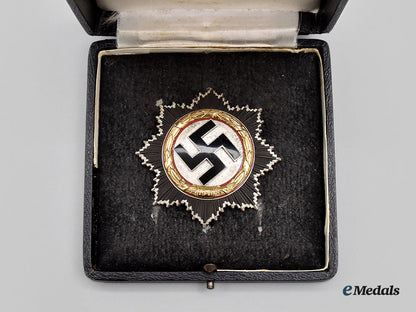 germany,_wehrmacht._a_german_cross_in_gold,_heavy_version_with_case,_by_gebrüder_godet_l22_mnc5605_951