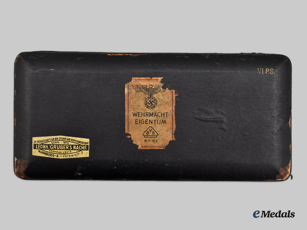 germany,_wehrmacht._a_field_cartographer’s_case,_by_leonhard_gruber’s_nachfolger_l22_mnc5617_957_1_1