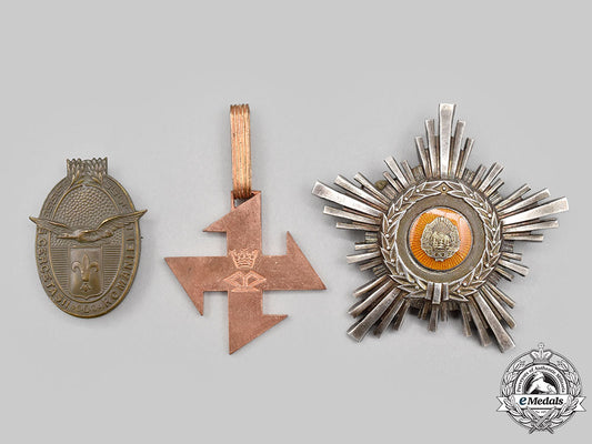 romania,_kingdom,_socialist_republic._three_medals&_decorations_l22_mnc5634_618