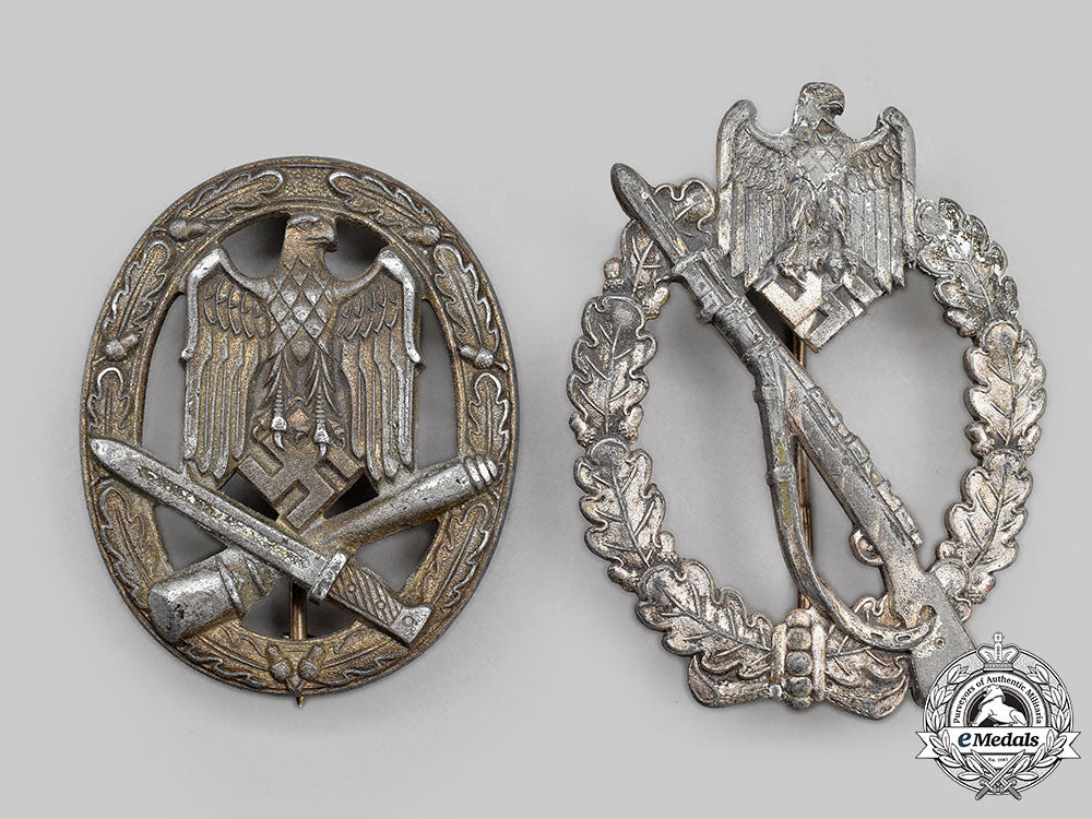 germany,_wehrmacht._a_pair_of_service_badges_l22_mnc5687_742_1