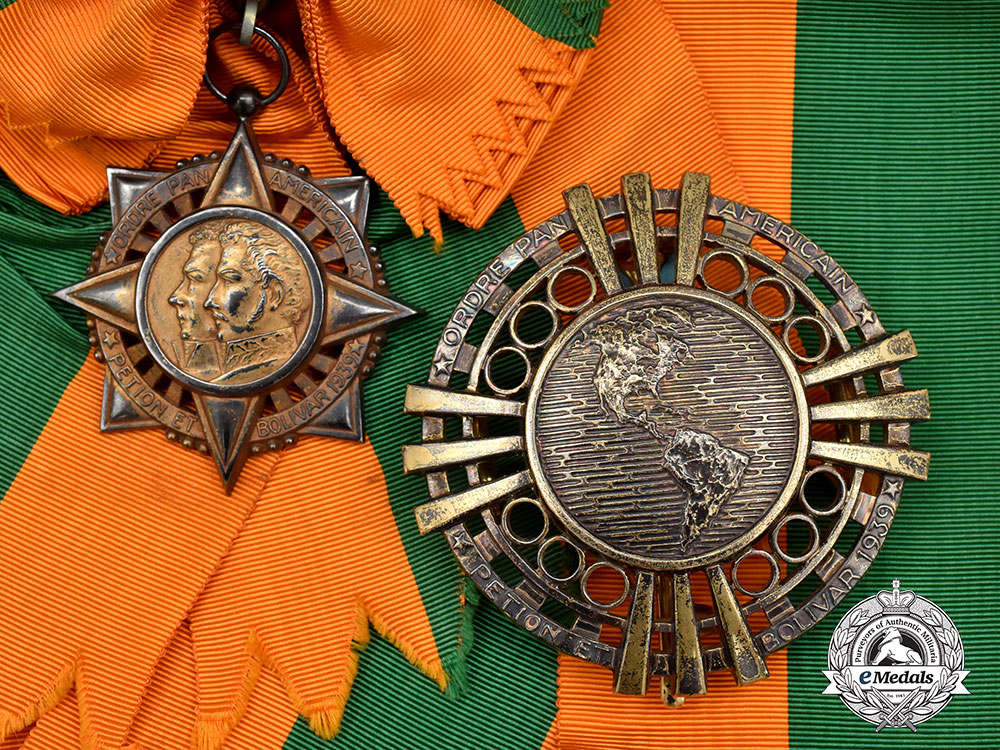 haiti,_republic._a_pan-_american_order_of_pétion_and_bolivar,_i_class_grand_cross,_c.1950_l22_mnc5690_973