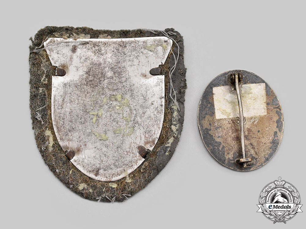 germany,_wehrmacht._a_pair_of_service_decorations_l22_mnc5703_750_1