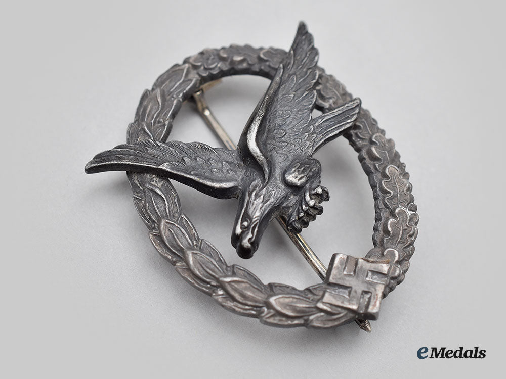 germany,_luftwaffe._an_air_gunner_and_flight_engineer_badge,_by_wilhelm_deumer_l22_mnc5726_926