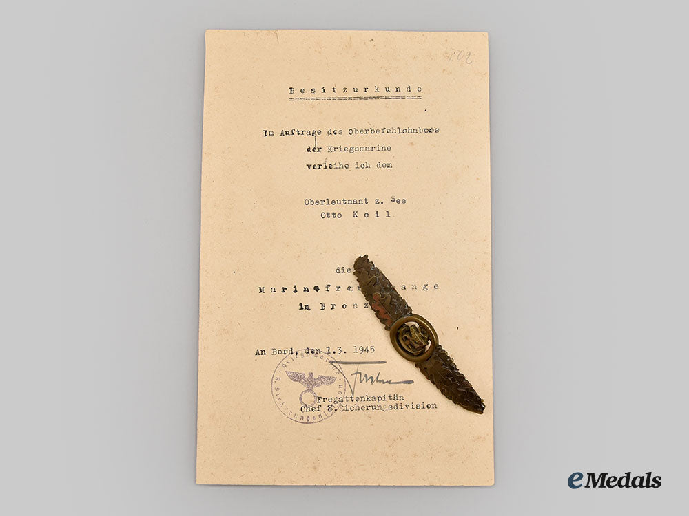 germany,_kriegsmarine._a_naval_front_clasp,_with_award_document_to_oberleutnant_zur_see_otto_keil_l22_mnc5727_022