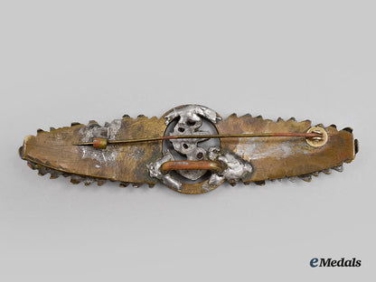 germany,_kriegsmarine._a_naval_front_clasp,_with_award_document_to_oberleutnant_zur_see_otto_keil_l22_mnc5733_025