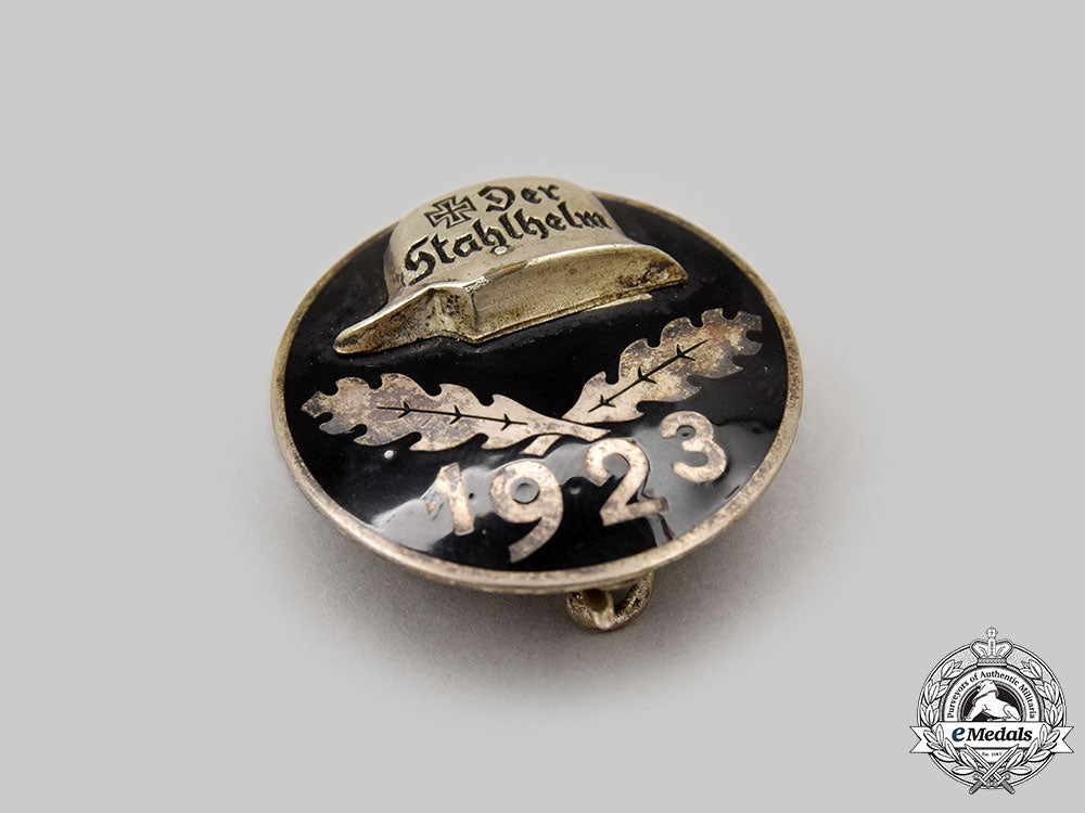 germany,_der_stahlhelm._a1923_membership_badge,_by_der_stahlhof_magdeburg_l22_mnc5800_014