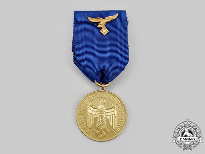 germany,_wehrmacht._a_mint12-_year_long_service_decoration,_luftwaffe_issue_l22_mnc5823_837