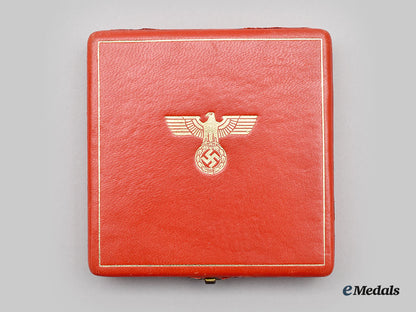 germany,_third_reich._an_order_of_the_german_eagle,_iv_class_cross_with_swords_and_case,_by_gebrüder_godet_l22_mnc5841_049