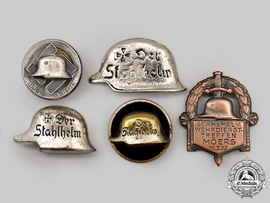 germany,_der_stahlhelm._a_mixed_lot_of_badges_l22_mnc5877_170