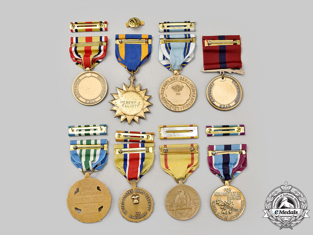 united_states._eight_medals,_boxed_l22_mnc5887_883