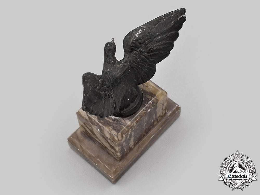 germany,_luftwaffe._an_unissued_desk_ornament_l22_mnc5895_874
