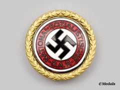 Germany, Nsdap. A Rare Golden Party Badge, 1939 Special Presentation Issue, By Deschler & Sohn