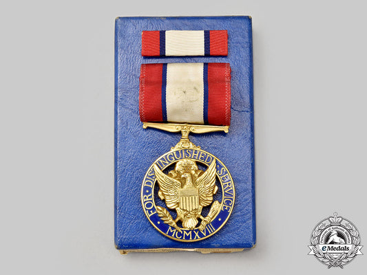 united_states._an_army_distinguished_service_medal,_boxed_l22_mnc5907_891