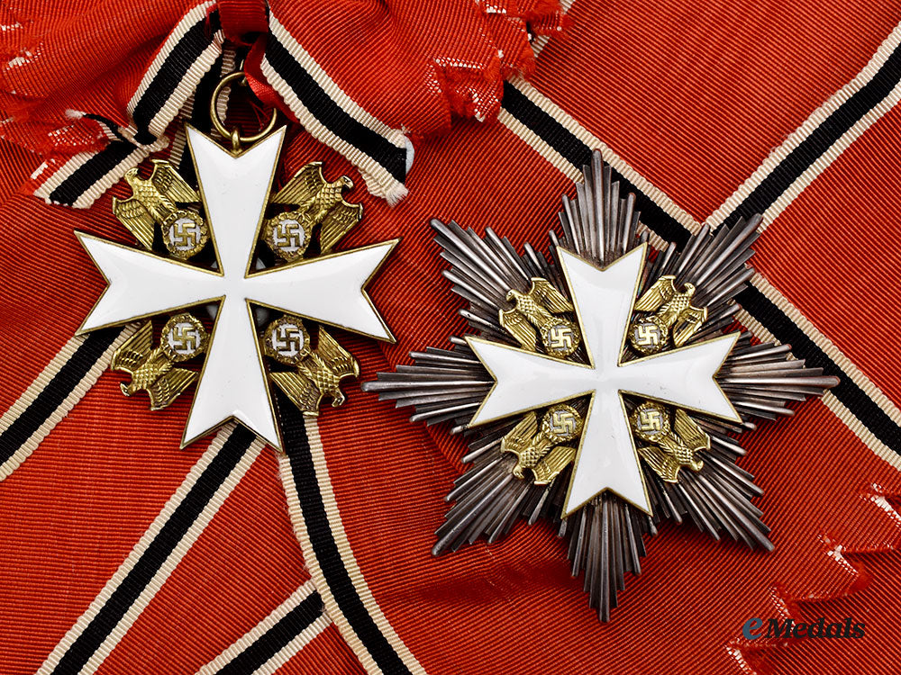 germany,_third_reich._a_rare_order_of_the_german_eagle_grand_cross_set,_to_bolivian_president_germán_busch,_by_deschler&_sohn_l22_mnc5959_195_1