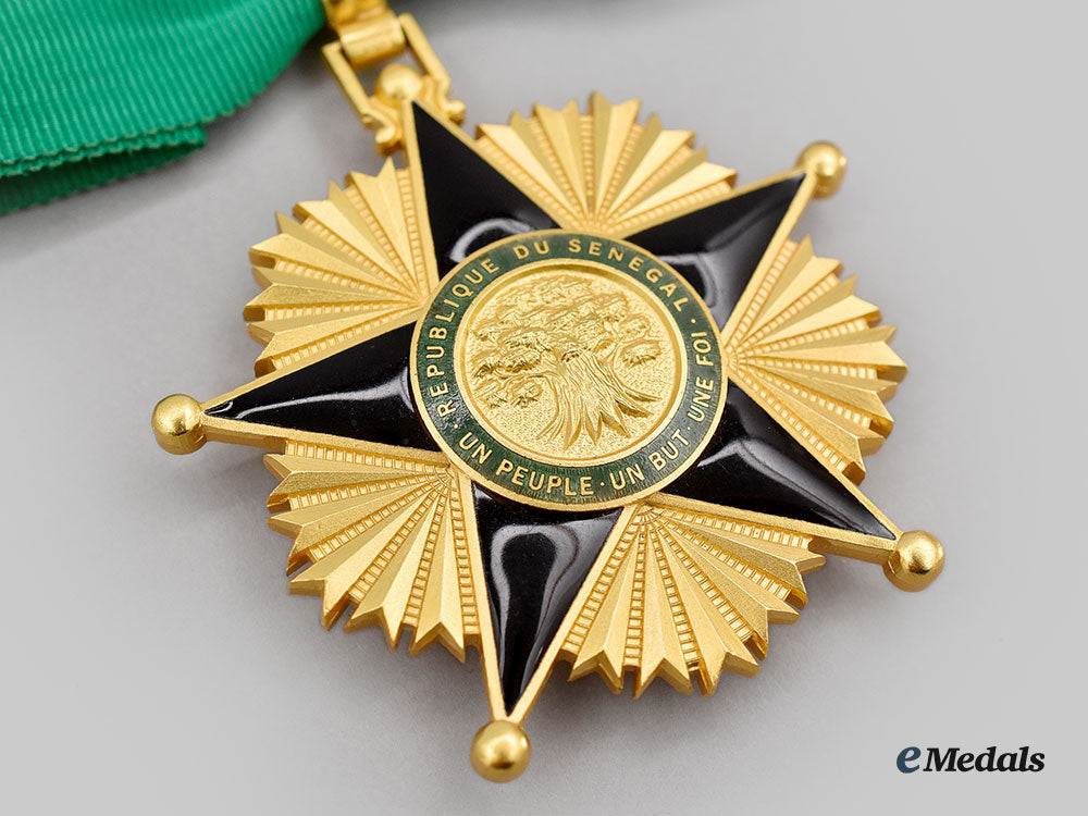 senegal,_republic._a_national_order_of_merit,_iii_class_commander_with_case_l22_mnc6005_137_1