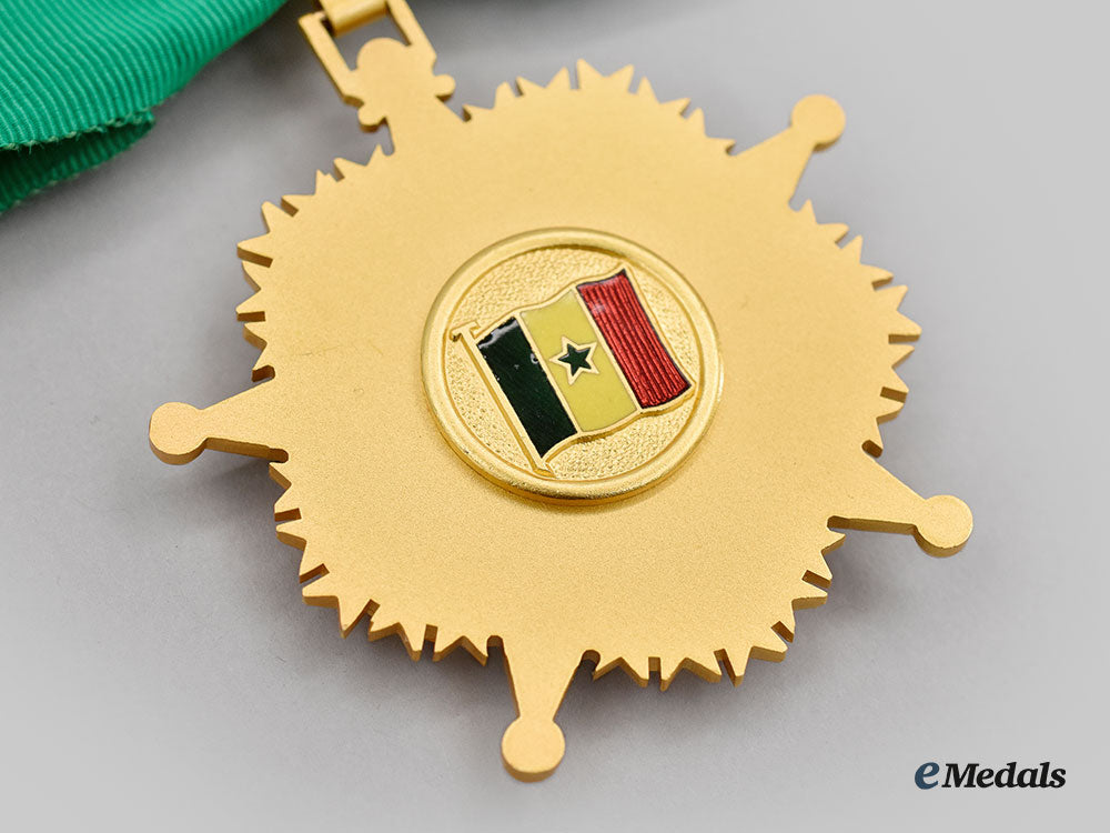 senegal,_republic._a_national_order_of_merit,_iii_class_commander_with_case_l22_mnc6009_139_1