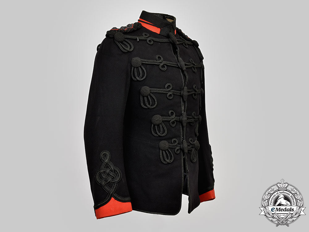 canada,_dominion._a_queen’s_own_rifles_captains_mess_tunic,_c.1900_l22_mnc6013_595