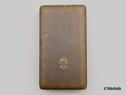 finland,_republic._an_order_of_the_lion,_grand_cross_set_in_case,_c.1965,_by_a._tillander_l22_mnc6055_167