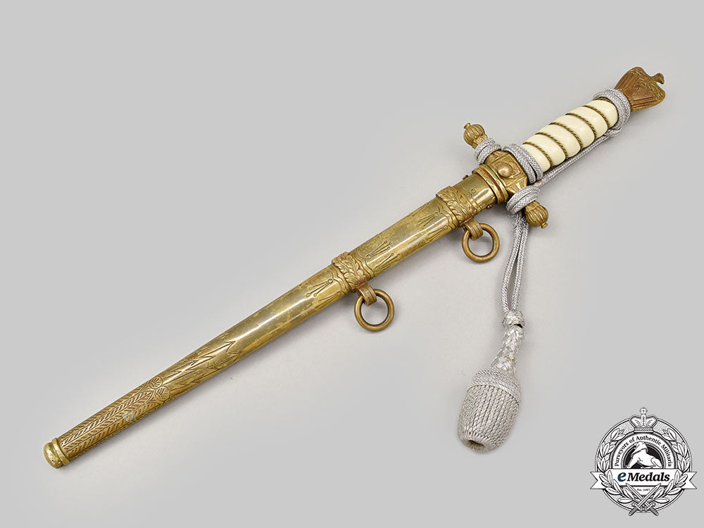 germany,_kriegsmarine._an_officer’s_dress_dagger,_with_hanger,_by_paul_weyersberg&_co._l22_mnc6061_921