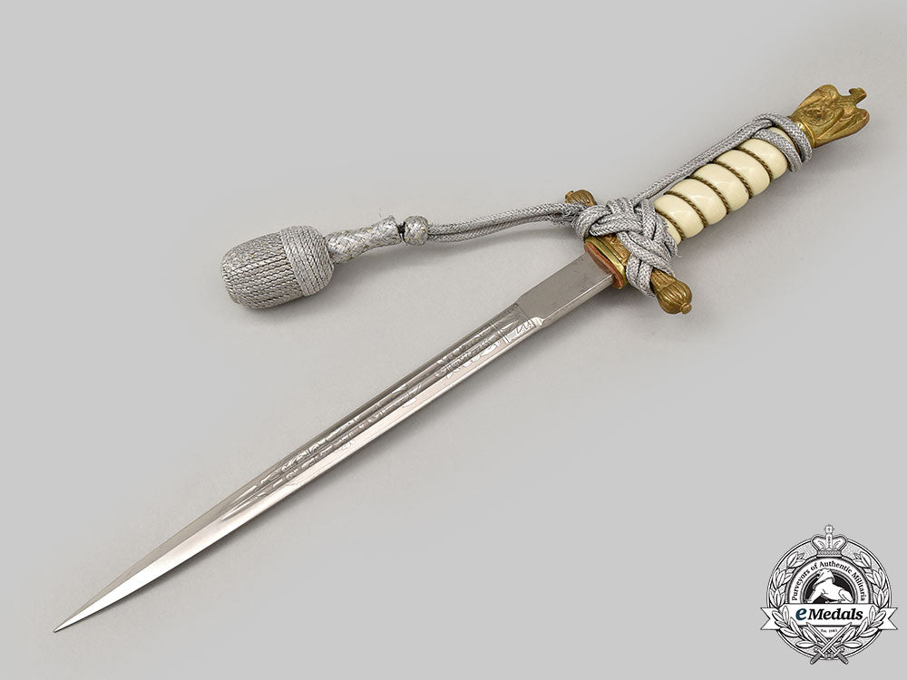 germany,_kriegsmarine._an_officer’s_dress_dagger,_with_hanger,_by_paul_weyersberg&_co._l22_mnc6064_922
