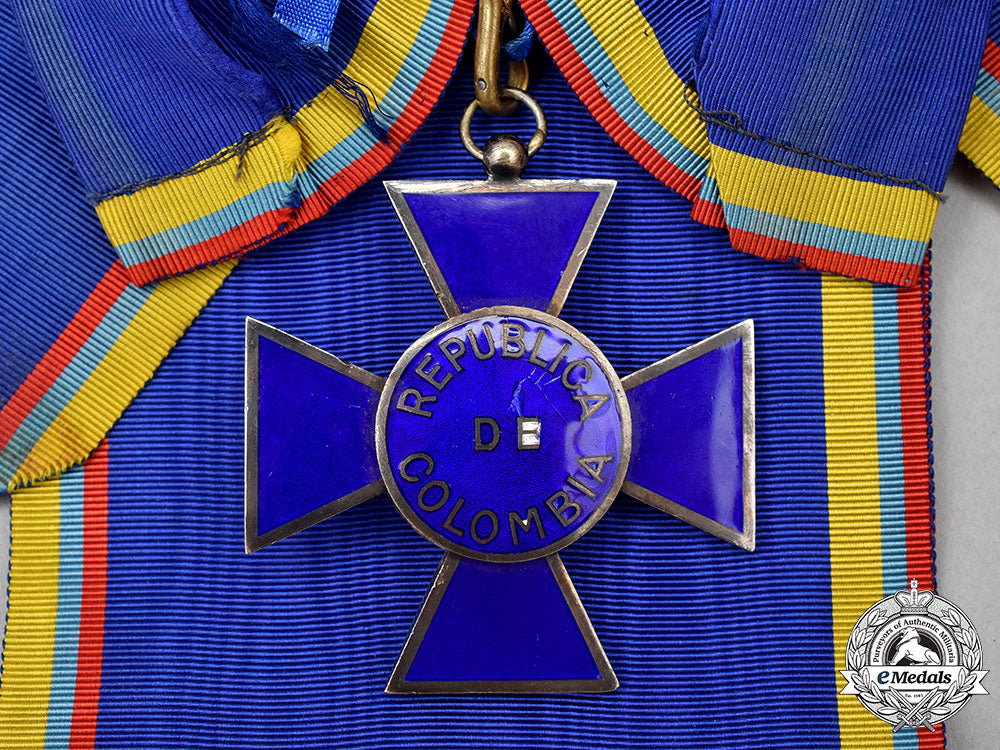 colombia,_republic._an_order_of_boyaca,_grand_cross,_by_arthus_bertrand,_c.1960_l22_mnc6089_939