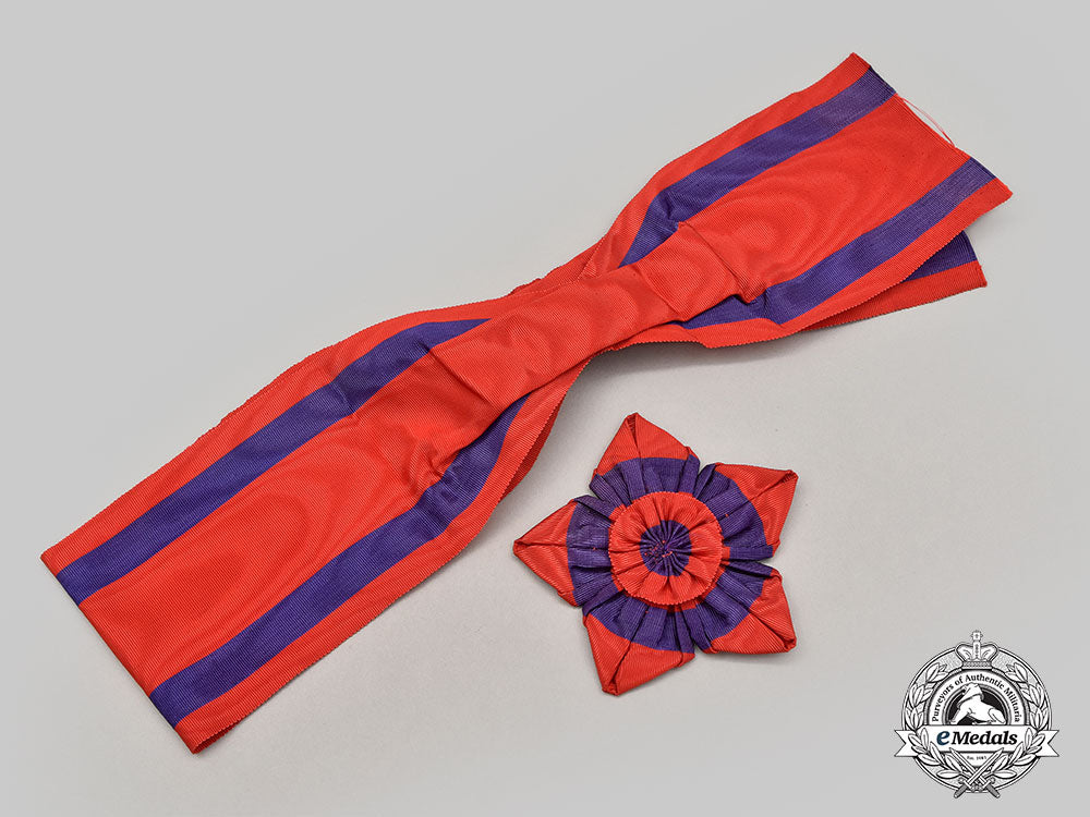 korea,_empire._an_order_of_the_taeguk,_i_class_decorative_sash_l22_mnc6108_216