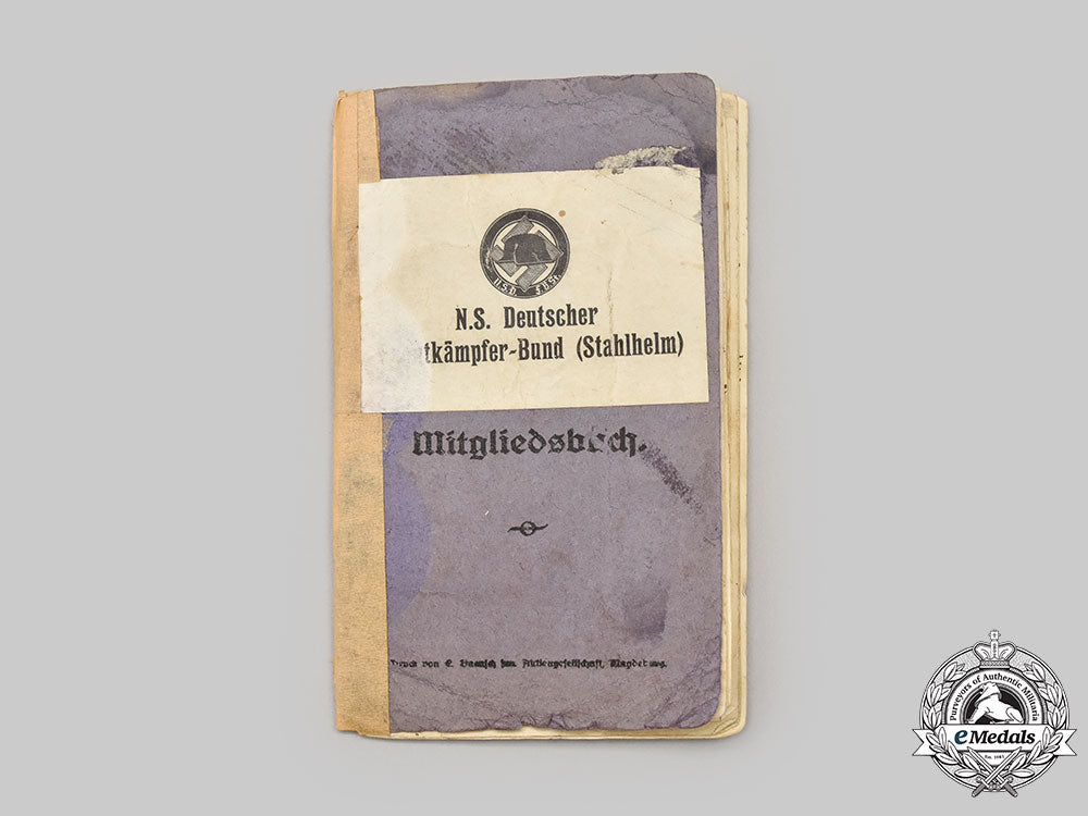 germany,_der_stahlhelm._a_pair_of_membership_booklets_l22_mnc6137_267_1