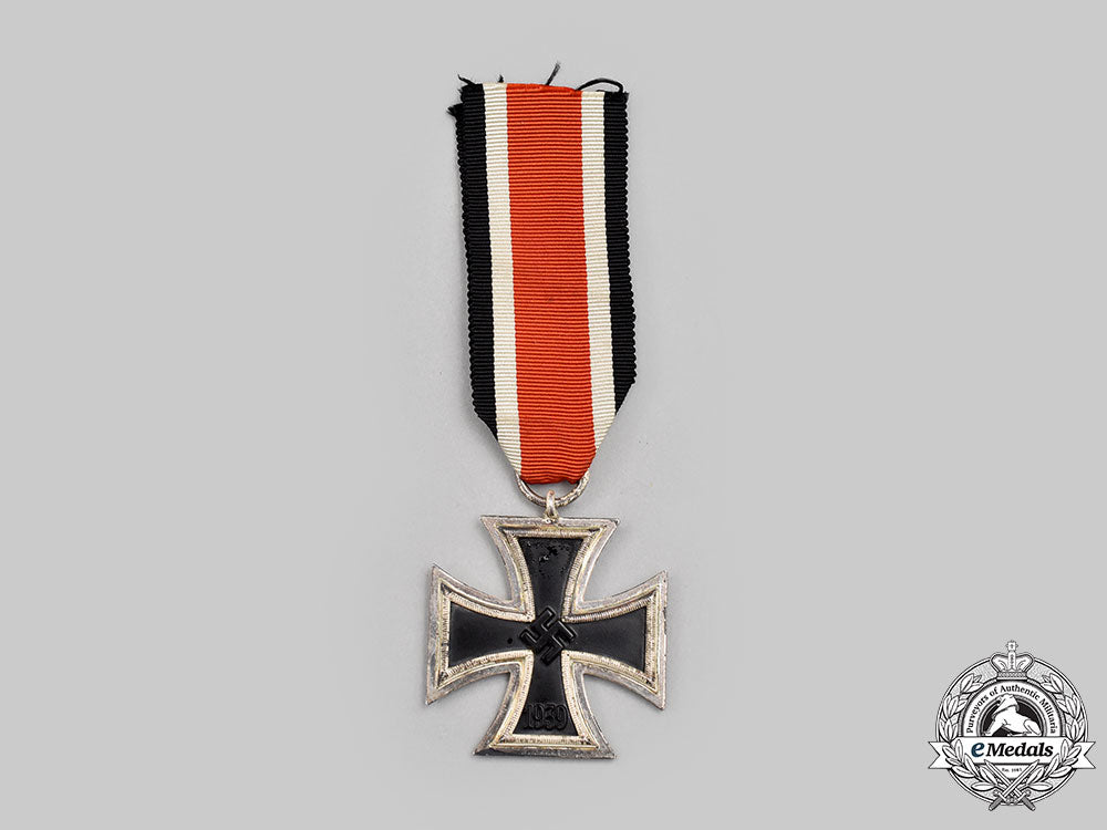 germany,_wehrmacht._a1939_iron_cross_ii_class,_lug_variant_l22_mnc6138_965