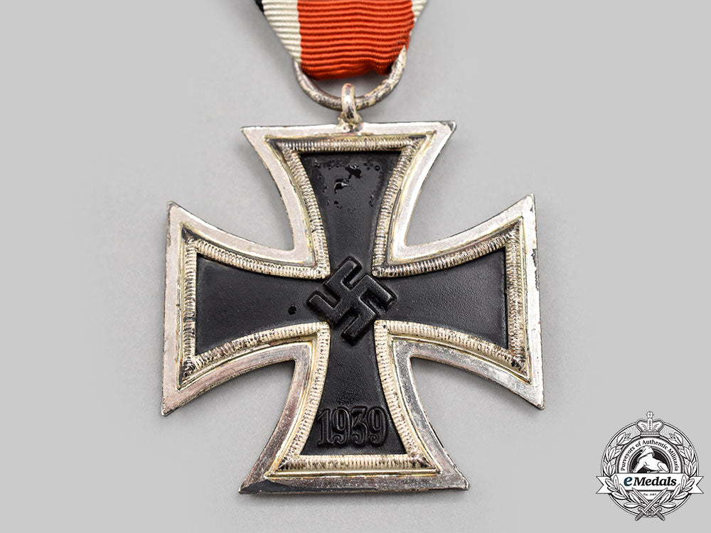 germany,_wehrmacht._a1939_iron_cross_ii_class,_lug_variant_l22_mnc6139_967