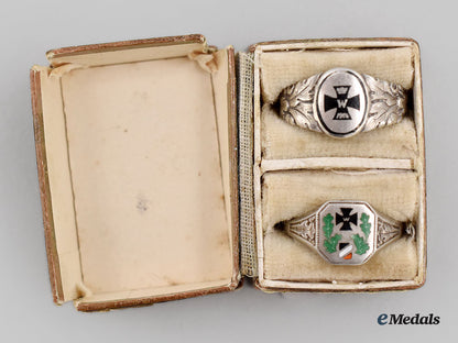 germany,_imperial._a_pair_of_first_world_war_patriotic_silver_rings_l22_mnc6140_198