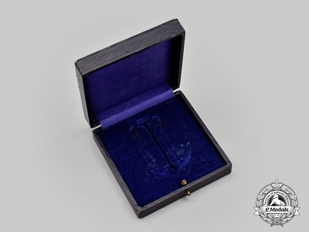 germany,_wehrmacht._a_case_for_a_pilot’s_badge_l22_mnc6174_253