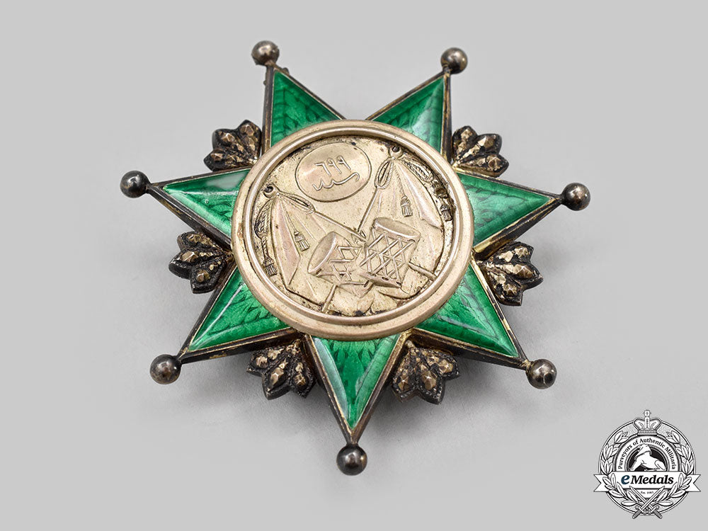 turkey,_ottoman_empire._an_order_of_osmanieh_badge_l22_mnc6224_092_1_1