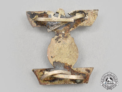 germany,_wehrmacht._a1939_clasp_to_the_iron_cross_ii_class,_type1_l22_mnc6230_283