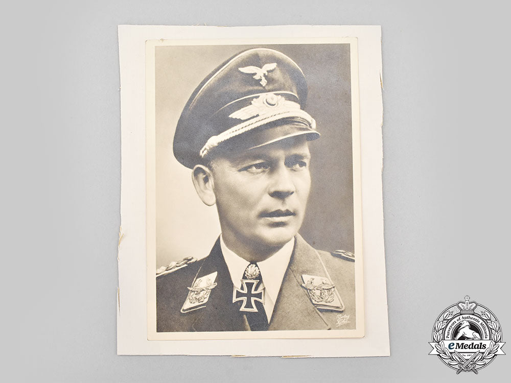 germany,_luftwaffe._a1927_handwritten_letter_from_generalfeldmarschall_wolfram_von_richthofen,_with_wartime_postcard_l22_mnc6238_021_1