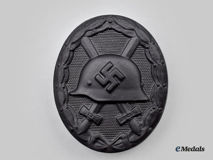 germany,_wehrmacht._a_mint_black_grade_wound_badge,_by_the_vienna_mint_l22_mnc6238_268