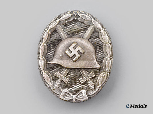 germany,_wehrmacht._a_silver_grade_wound_badge,_by_grossmann&_co._l22_mnc6247_272