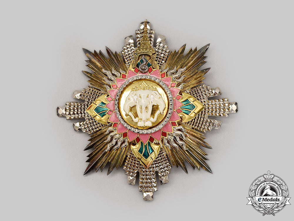 thailand,_kingdom._an_order_of_the_white_elephant,_knight_grand_cordon(_special_class)_set_in_case_l22_mnc6292_354_1