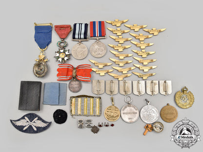 international._a_lot_of_forty-_seven_awards&_items_l22_mnc6302_138_1