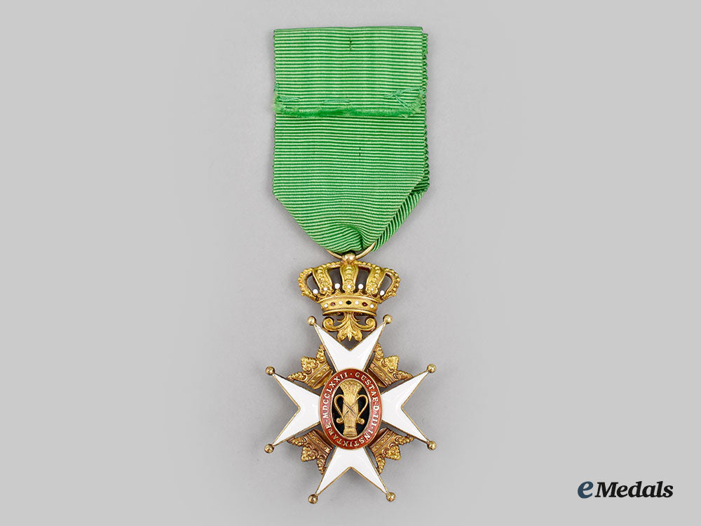 sweden,_kingdom._an_order_of_vasa,_i_class_knight_in_gold,_by_c.f_carlman,_c.1918_l22_mnc6363_295