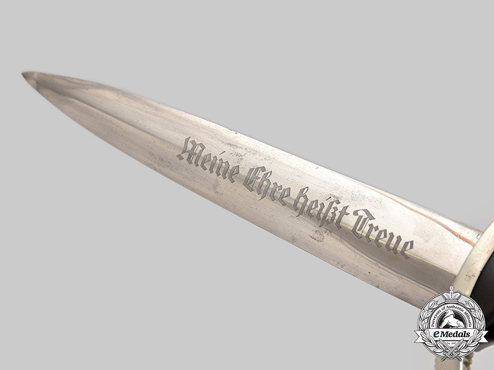 germany,_ss._a_model1936_chained_leader’s_dagger_l22_mnc6368_383_1