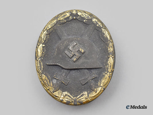 germany,_wehrmacht._a_gold_grade_wound_badge,_by_fritz_zimmermann_l22_mnc6375_336_1