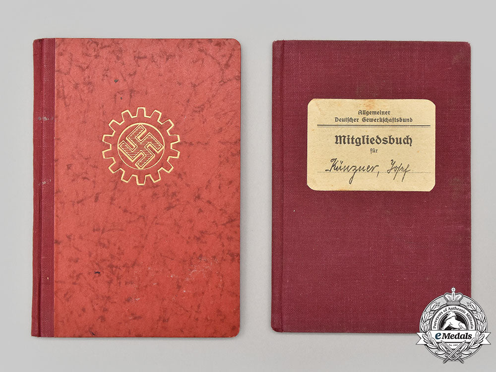 germany,_ss._a_lot_of_identity_and_award_documents_to_oberwachtmeister_josef_künzner,_ss_polizei_l22_mnc6376_071_1_1_1