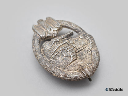germany,_wehrmacht._a_panzer_assault_badge,_silver_grade_l22_mnc6382_340