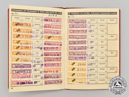 germany,_ss._a_lot_of_identity_and_award_documents_to_oberwachtmeister_josef_künzner,_ss_polizei_l22_mnc6387_079_1_1_1