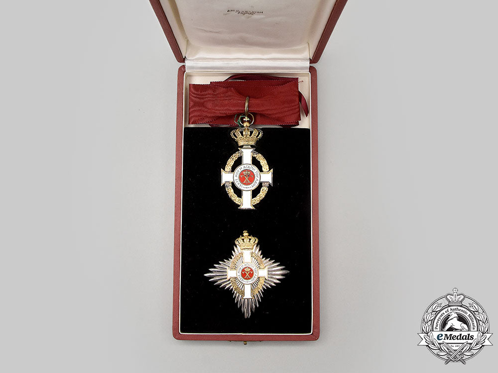 greece,_kingdom._a_royal_order_of_george_i,_grand_commander_set,_c.1950_l22_mnc6411_089