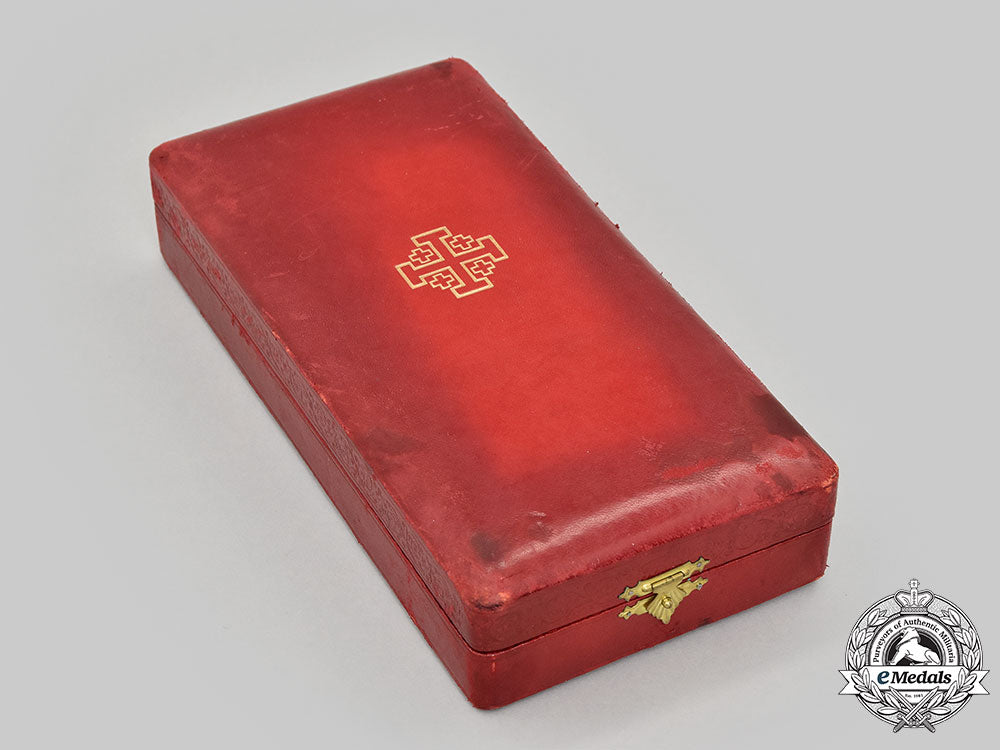 vatican,_papal_state._an_equestrian_order_of_the_holy_sepulchre,_grand_cross_set_in_case,_c.1940_l22_mnc6430_111