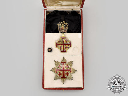 vatican,_papal_state._an_equestrian_order_of_the_holy_sepulchre,_grand_cross_set_in_case,_c.1940_l22_mnc6431_100