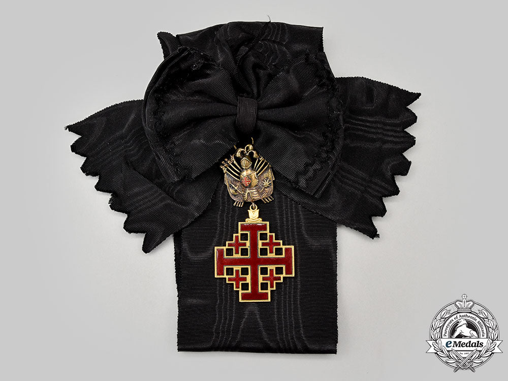 vatican,_papal_state._an_equestrian_order_of_the_holy_sepulchre,_grand_cross_set_in_case,_c.1940_l22_mnc6436_104