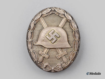 germany,_wehrmacht._a_silver_grade_wound_badge,_with_case,_by_the_vienna_mint_l22_mnc6439_372